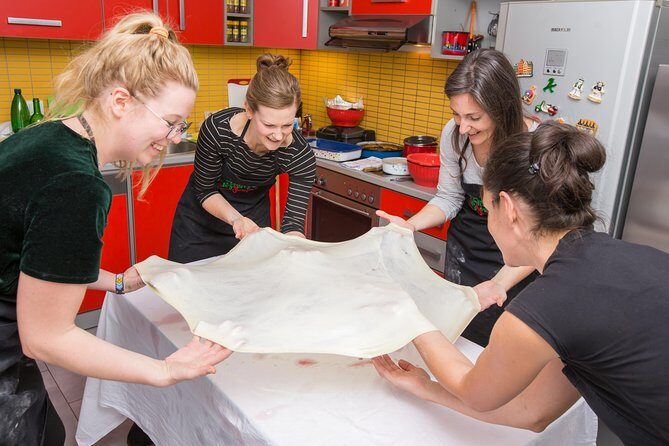 Bosnian Cooking Lessons - Getting there at 2:30 pm: meeting point and timing that matter
