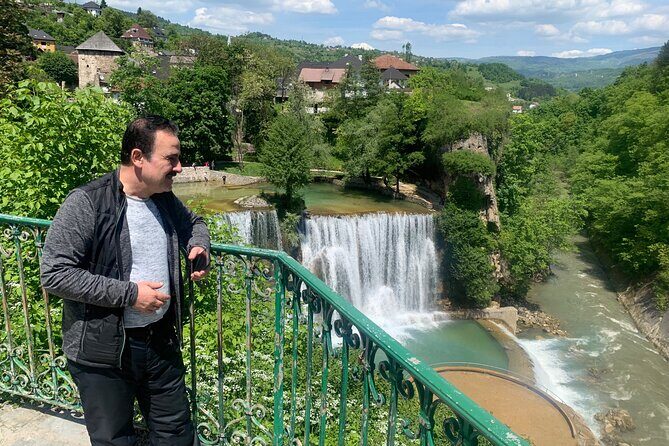 Bosnian Kingdom Capitals: Travnik & Jajce Tour from Sarajevo - Tvrdava Stari Grad: The Fortress That Gives Travnik Its Shape