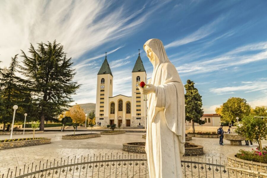 From Dubrovnik: Mostar and Medjugorje Full-Day Tour - Extra comfort and timing: why the guide affects the whole day