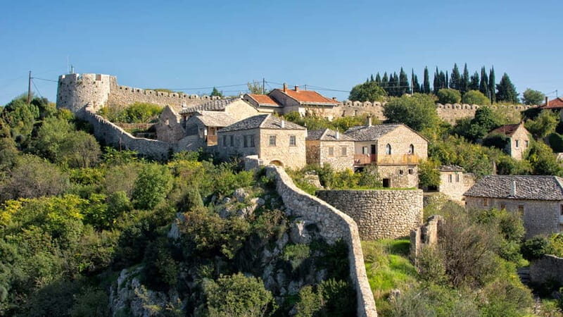 From Mostar: Blagaj, Počitelj & Kravice Waterfalls Day Tour - The driving, pacing, and group size: what the day feels like