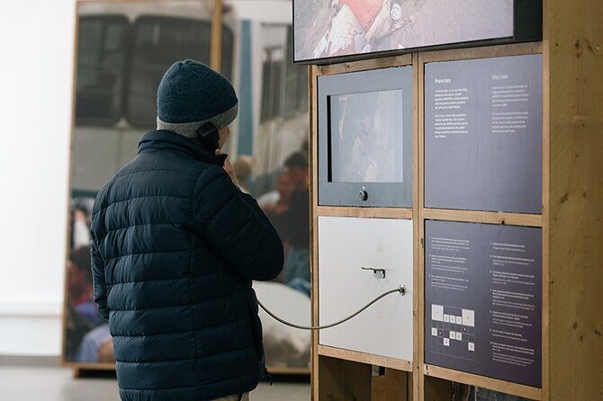 From Sarajevo: Srebrenica Genocide Memorial Study Tour - Watching the documentary and using your guide well
