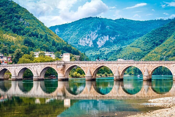 From Sarajevo: Višegrad, Andrićgrad, Drvengrad & Šargan tour - Andrićgrad: Kusturica’s film town meets the Bridge on the Drina