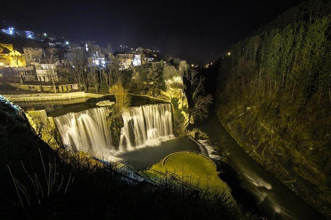 Jajce, Travnik and Pliva watermills - Day Tour from Sarajevo - Pliva Waterfall: 17 Meters of Power Right in the Middle of Town