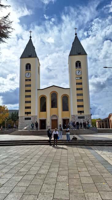Kravice waterfall excursion, Ston,Međugorje, Mostar - Kravice Waterfall: your paid ticket and the one-hour window