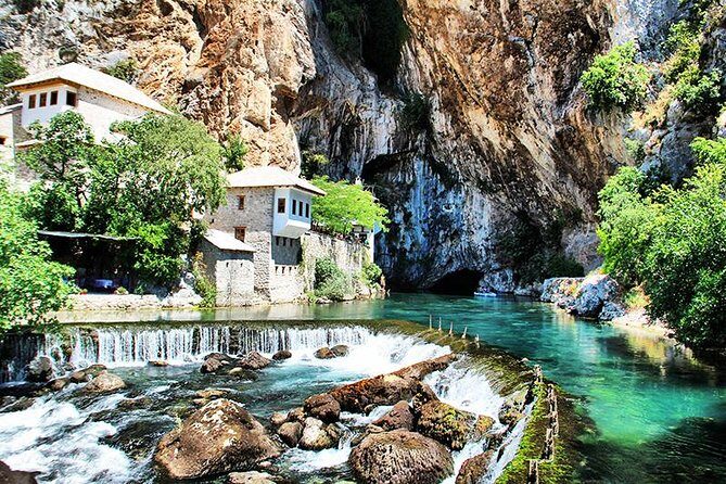 Mostar & Herzegovina 4 Cities Day-tour from Sarajevo (fees incl.) - Počitelj: an uphill walk with Ottoman-era anchors