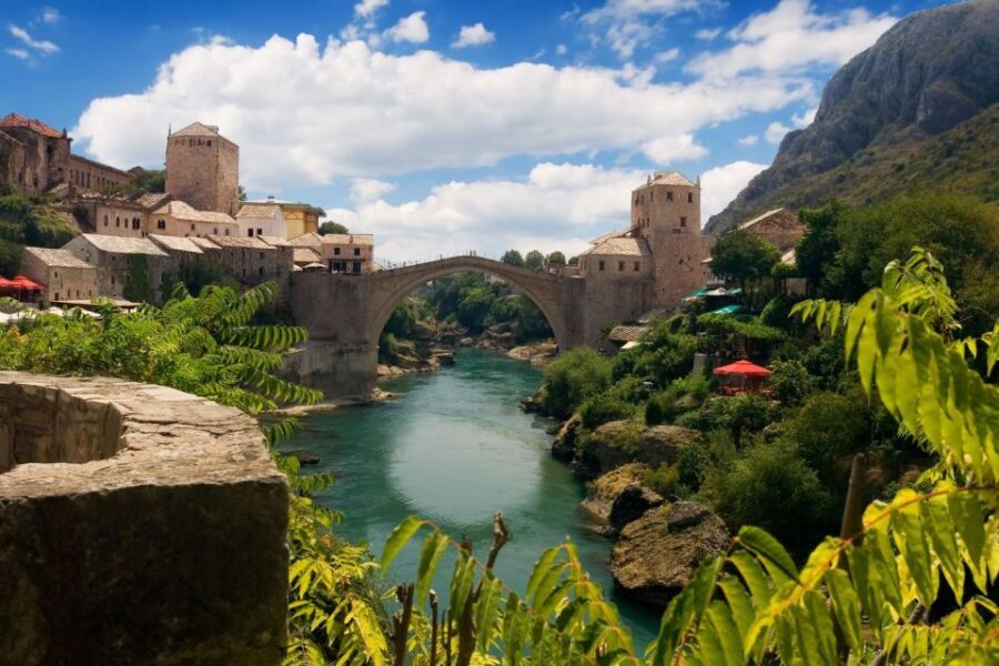 Mostar & Međugorje Full-Day Private Tour from Dubrovnik - Dubrovnik Bridge viewpoints and the Neum stop: the drive with purpose
