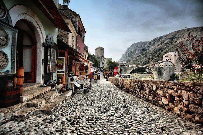Mostar Private Walking Tour - where East meets West - Mostar in Two Hours: Why a Private Walk Works