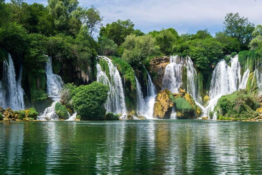 Private Mostar, Ston and Kravice Waterfalls - Costumizable - Three stops, one smart day: Kravice, Mostar, and Ston