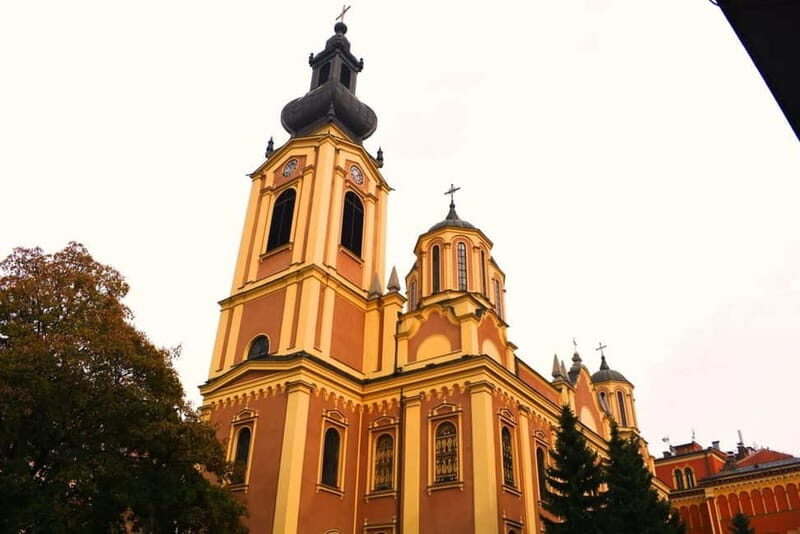 Sarajevo: Discover Sarajevo Walking Tour with Local Guide - Price and Value: Why $11 Can Beat a Museum Ticket