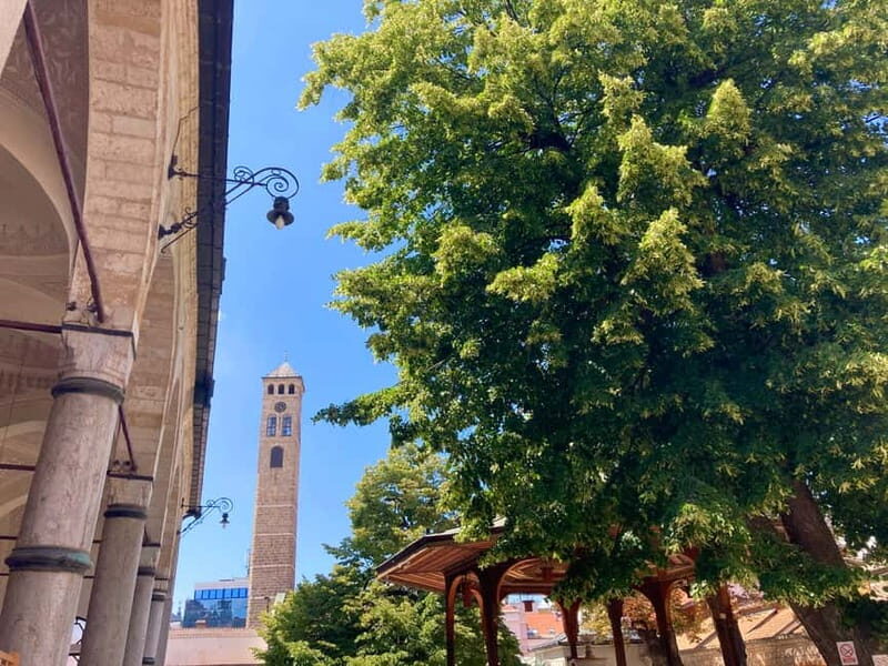 Sarajevo: Grand Walking Tour Through Time and Cultures - A 3-hour Sarajevo loop that connects East and West fast