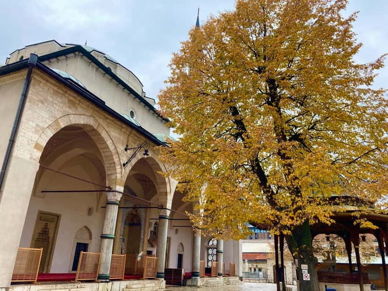 Sarajevo: Grand Walking Tour Through Time and Cultures - Sarajevo Meeting of Cultures and the Museum of the Jews of Bosnia