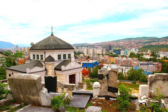 Sarajevo: Jewish Heritage Tour - Eternal Flame area: Jewish institutions hidden in plain sight