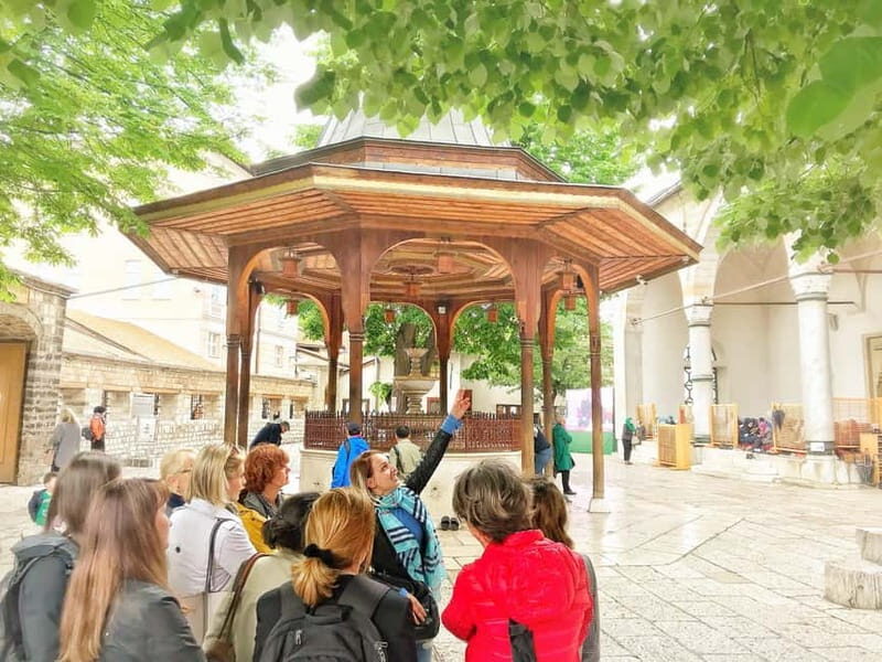 Sarajevo: Old Town Walking Tour with Local Guide - Kazandžiluk Arts & Crafts and Morića Han: Old Trades, Real Texture