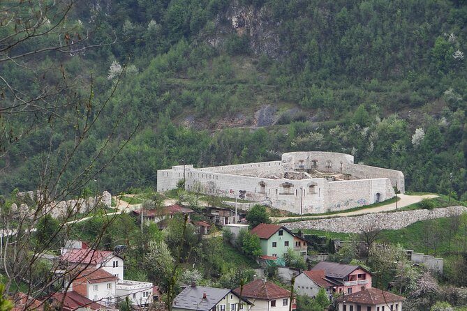 SARAJEVO SIEGE TIMES '92-'95 / Sarajevo Roses & Tunnel of Hope / - Tunnel of Hope: The Lifeline Story Told at Walking Pace