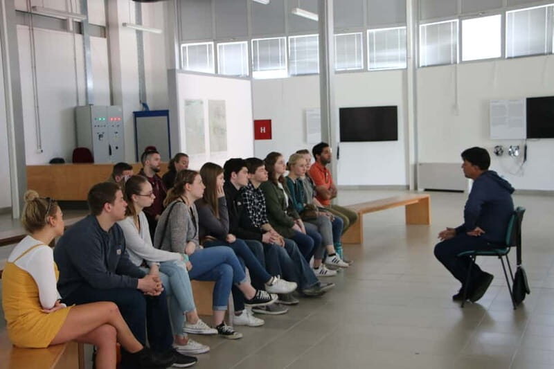 Sarajevo: Srebrenica Genocide Study Tour with War Veteran - The 8 AM start and the road to Potocari: Kravica, Bratunac, and the context you gain en route