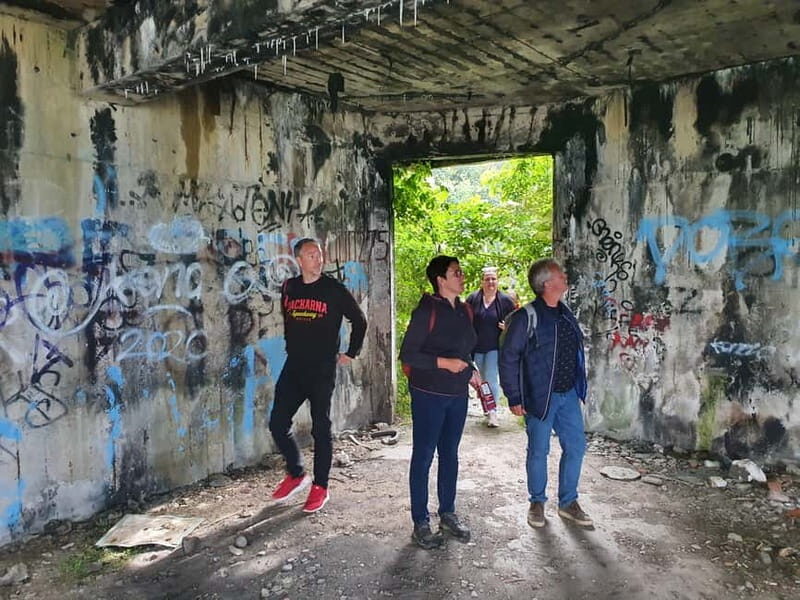 Sarajevo: Tunnel Museum Yugoslavia War Tour with War Veteran - Who should book this Sarajevo war tunnel tour