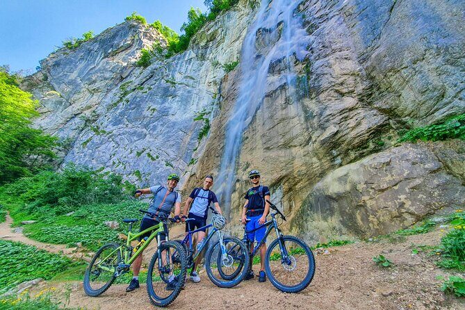 Skakavac Waterfall Mountain Biking Tour from Sarajevo MTB - Skakavac Waterfall MTB: the kind of day that moves