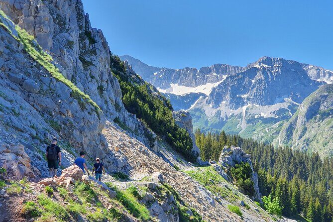 Sutjeska National Park Hike from Sarajevo - Tjentište War Memorial: why this stop matters after the hike