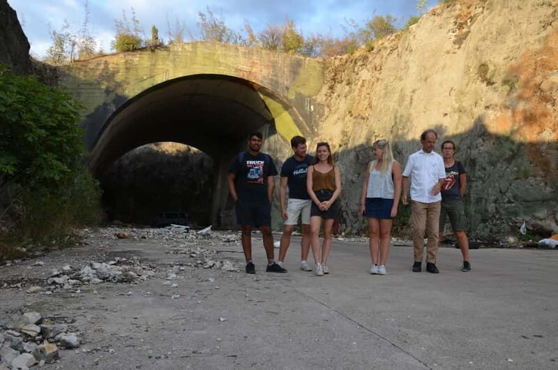 The Death of Yugoslavia: Unique thematic Tour in Mostar - Stop 3: Španski trg, Sarajevo 1984, and the slow collapse into war
