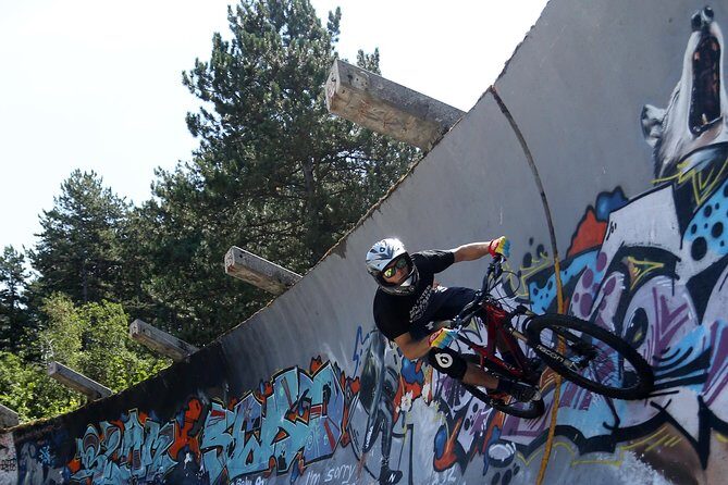 Trebevic Mountain Biking Tour from Sarajevo - Bobsleigh Track - Lunch and picnic setup: small and local, not a buffet