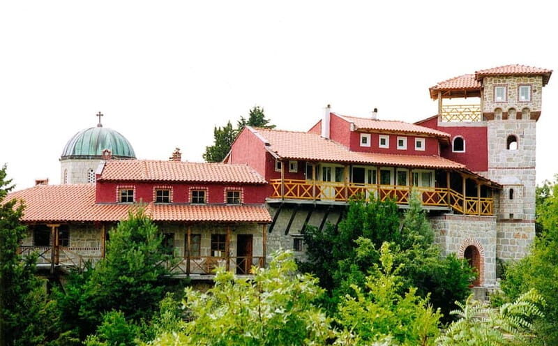 Trebinje Tour with Luxury Transportation and Wine Tasting - The Trebinje-to-monastery rhythm: guided walk, then wine culture